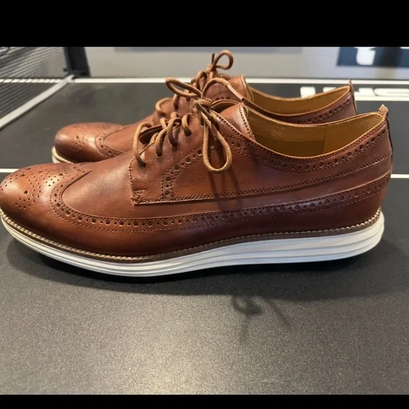 Cole Haan Men's Leather Grand Wingtip Oxford - Picture 2 of 11